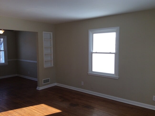Foto del edificio - Indianapolis West side - 4 BR home