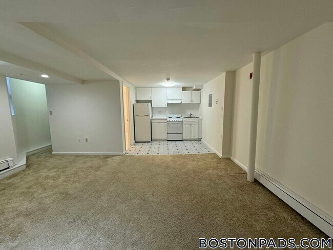 Foto del edificio - 1223 Beacon St