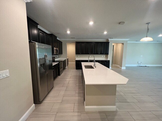 Foto del edificio - Beautiful 4/3 Carter Hall Home!