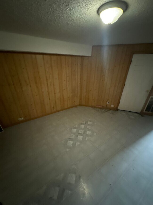 Foto del edificio - Available January 1st! Spacious 3 Bedroom ...