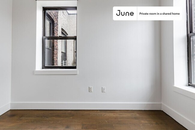 Foto del edificio - Room in Shared 4 bed/2 bath home