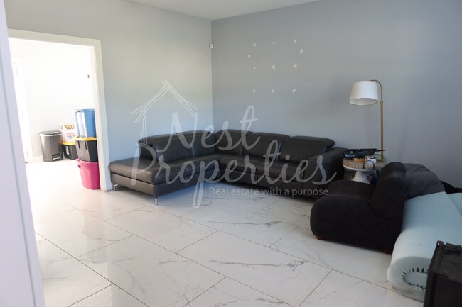 Foto del edificio - 2532 Washington St