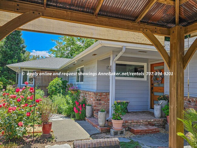 Building Photo - Garden setting with Vineyard Views - Two B...