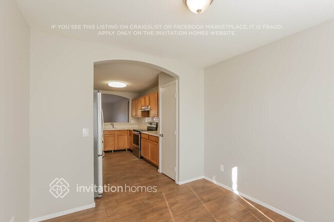 Foto del edificio - 2430 W Darrel Rd