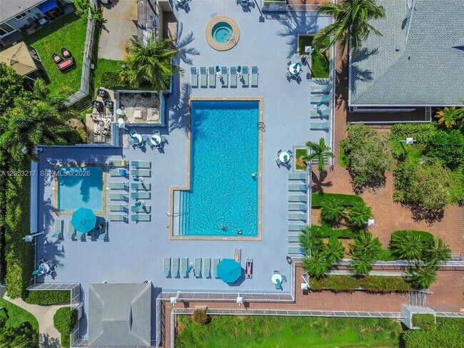 Foto del edificio - 13765 SW 145th St