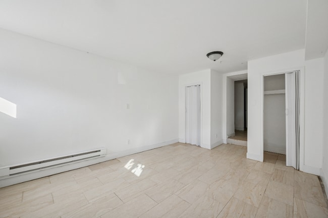 Building Photo - 1115 E Chelten Ave