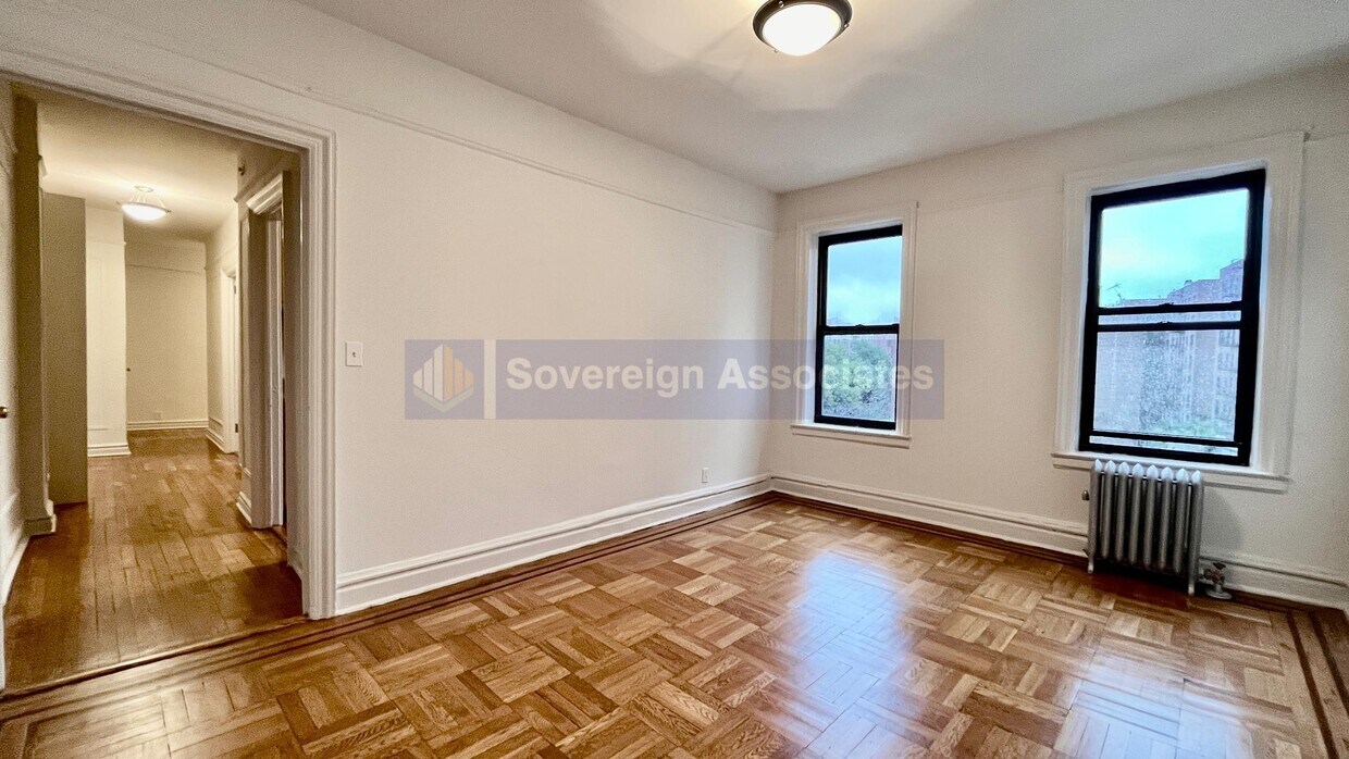 Foto principal - 615 Fort Washington Avenue