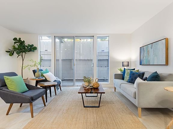 Foto del edificio - 811 York St