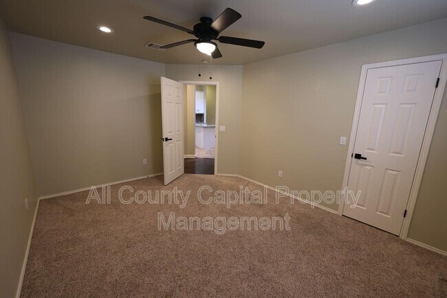 Foto del edificio - 14830 Bescott Dr