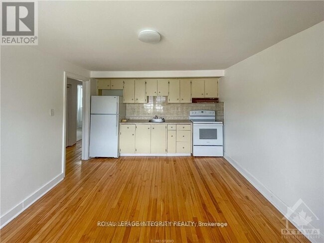 Building Photo - 110-110 Glynn Ave