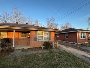 Building Photo - 1469 Huntsville Dr