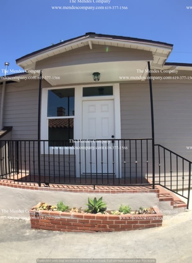 Foto principal - 2371 1/2 State St.-