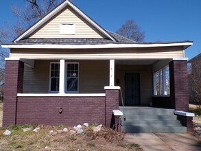 Building Photo - 1734 Lee Ave SW