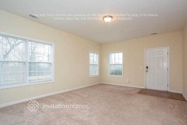 Building Photo - 2420 Brighton Ct