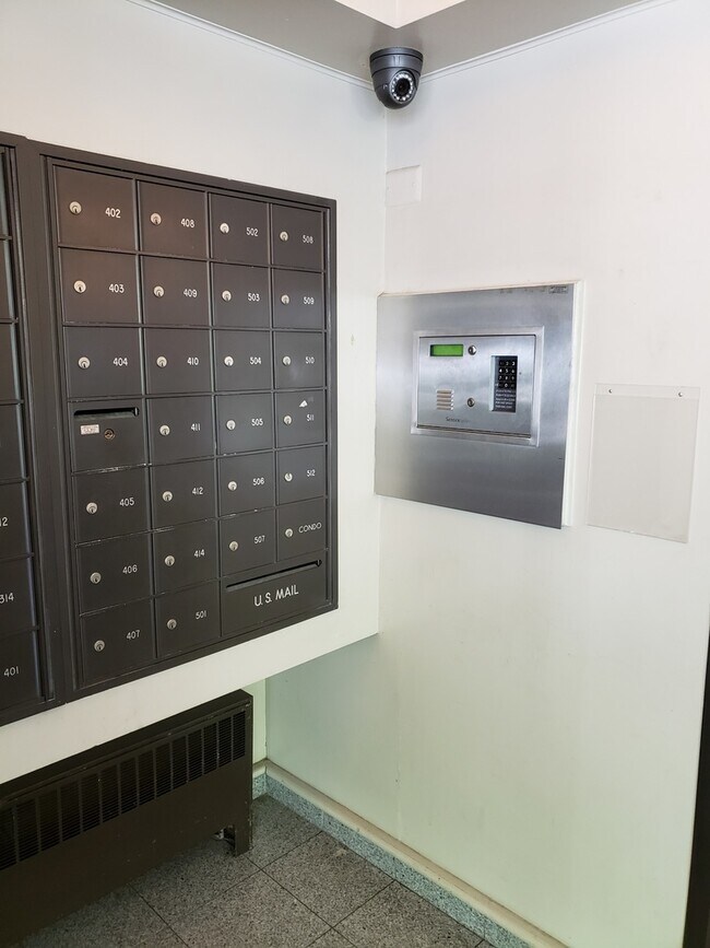 Foto del edificio - 426 W Barry Ave