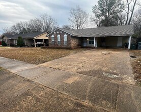 Building Photo - 6167 Lacewood Cove