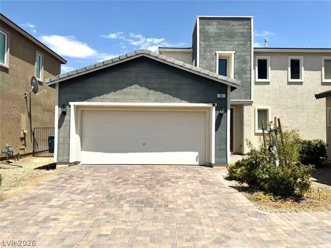 Building Photo - 43 Heathrow Lake Ave