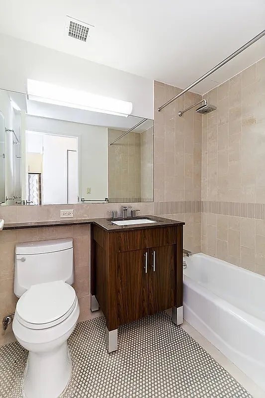 Foto del edificio - 30 W 18th St