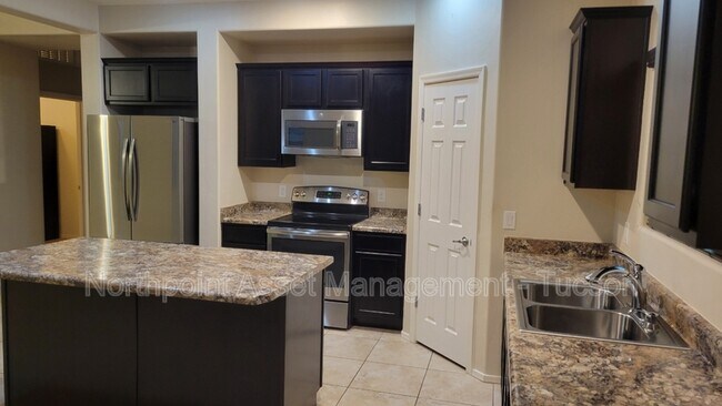 Foto del edificio - 8807 W Irongate Rd