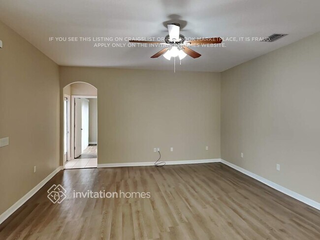 Foto del edificio - 12243 23rd St E