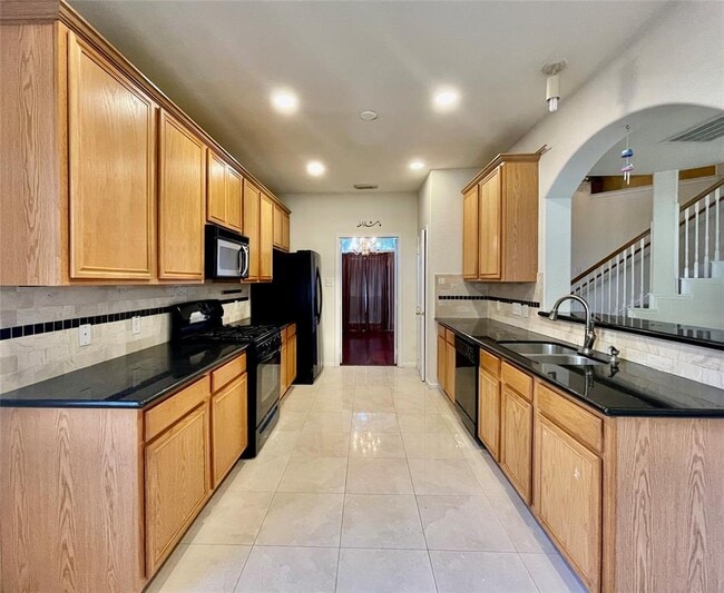 Building Photo - 21816 Grand Lancelot Dr