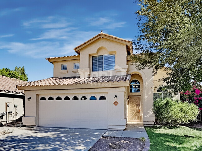 Building Photo - 518 W San Remo St