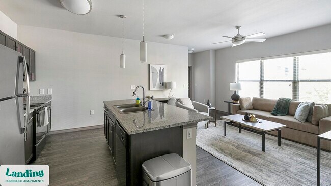 Building Photo - 650 S Main St