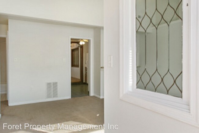 Building Photo - 3 br, 1 bath House - 56 Verdi Circle