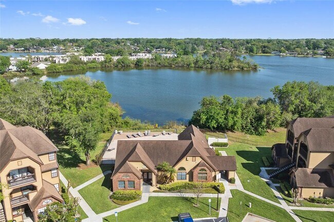 Foto del edificio - 370 Lake Placid Ct
