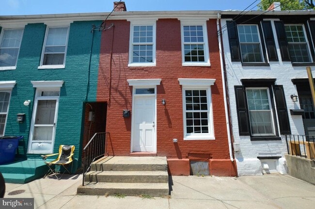 Building Photo - 109 Water St