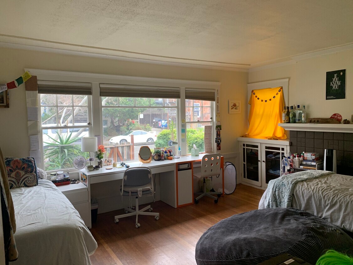 Foto principal - 2542 Hillegass Ave