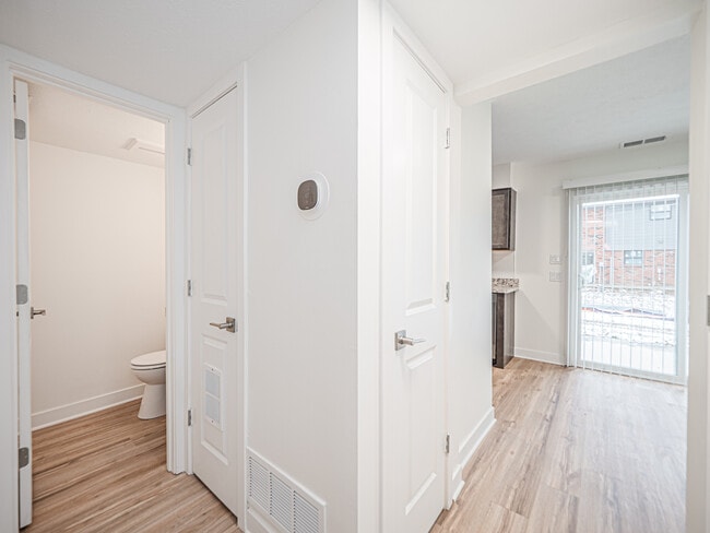 Building Photo - Northbend Townhomes