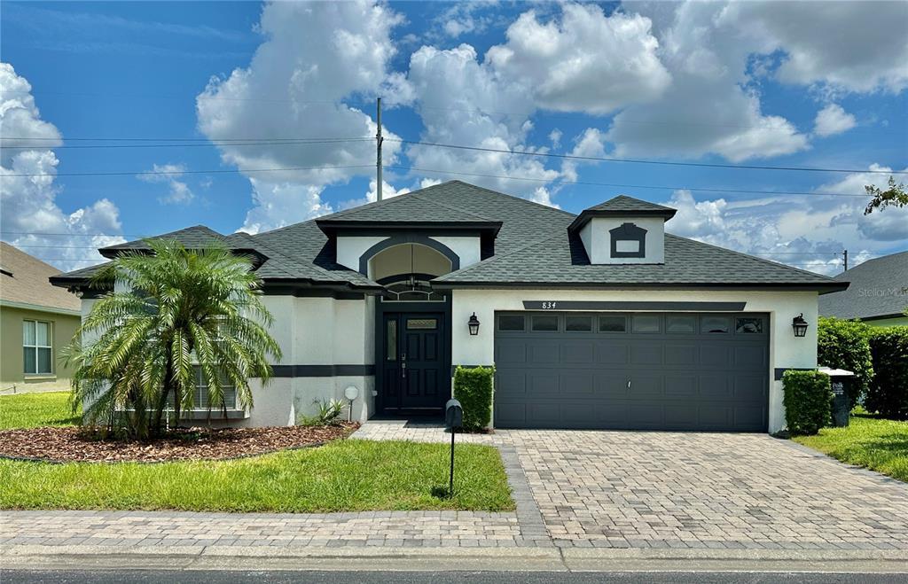 Foto principal - 834 Old Bridge Cir