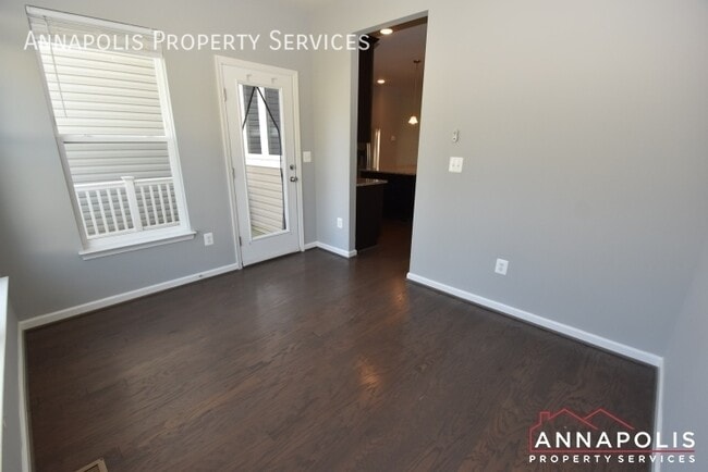 Foto del edificio - 8289 Meadowood Dr