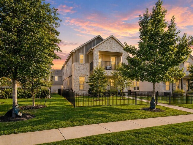 Foto del edificio - 848 Lone Peak Wy