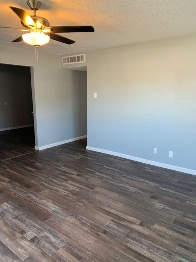 Foto del edificio - 1109 13th St