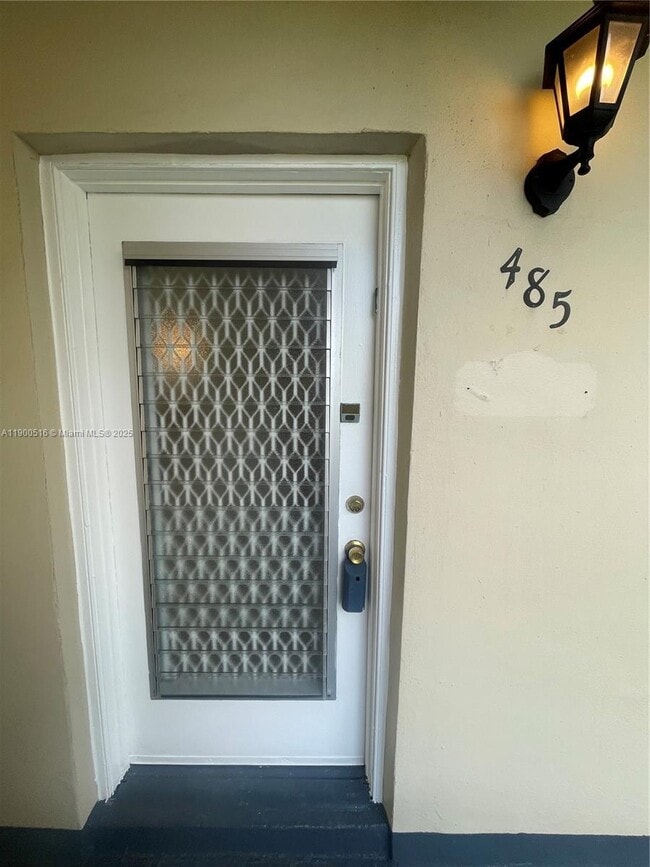 Building Photo - 485 Flanders K Building Photo - 485 Flanders K