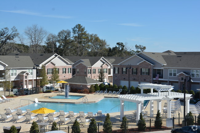 Building Photo - Arbor Crossing at Buck Lake