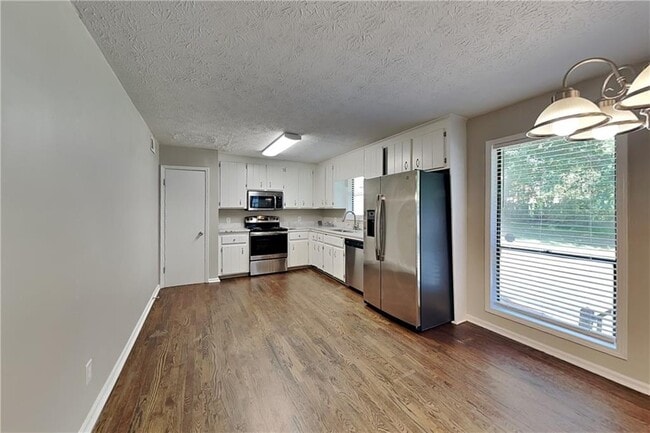 Building Photo - 1703 Cumberland Trce