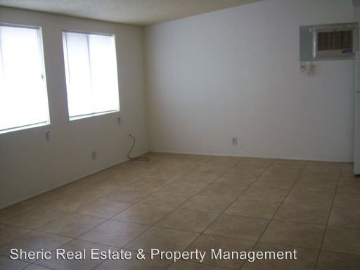 Building Photo - 6560 Sahara Ave