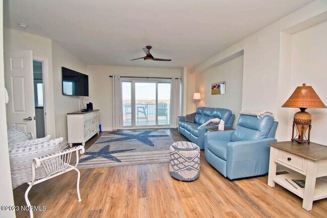 Building Photo - 100 Olde Towne Yacht Clb Dr
