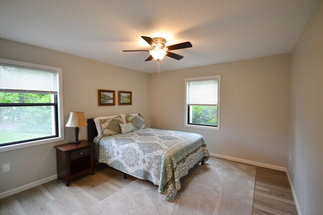 Building Photo - 110 Heywood Rd #18C