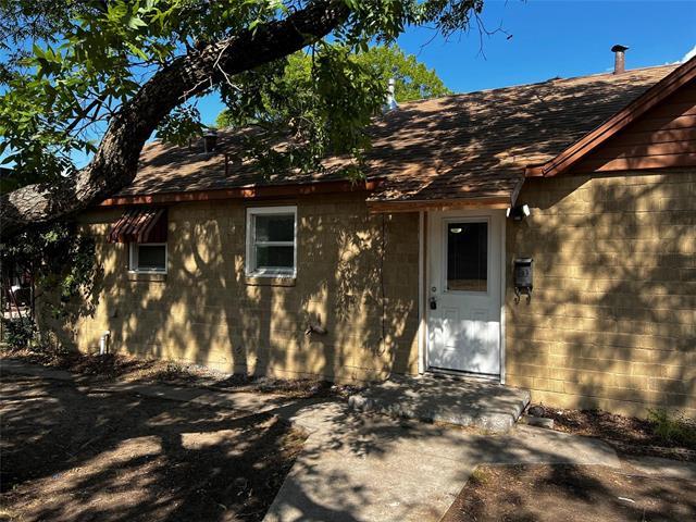 Foto del edificio - 3701 Meadowbrook Dr