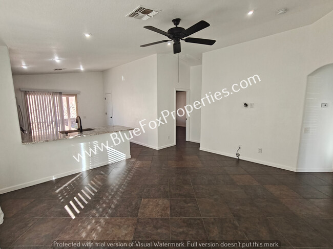 Foto del edificio - 2289 W Enchantment Pl