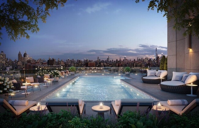 Building Photo - 270 W 91st St