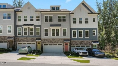 Building Photo - 2075 Eva Pearl Dr
