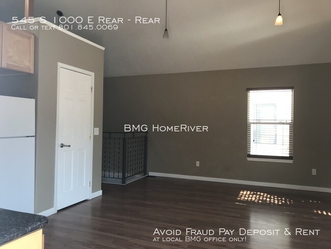 Building Photo - Duplex in Great Sugarhouse Location!