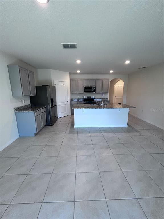 Building Photo - 2775 Sunnyvale St