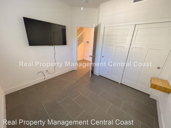 Building Photo - 3 br, 3.5 bath House - 880 Coriander Lane