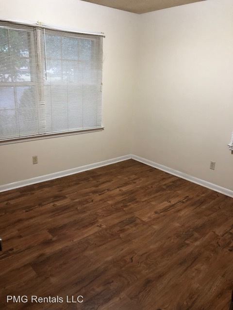 Foto del edificio - 108 N Edgewood Dr